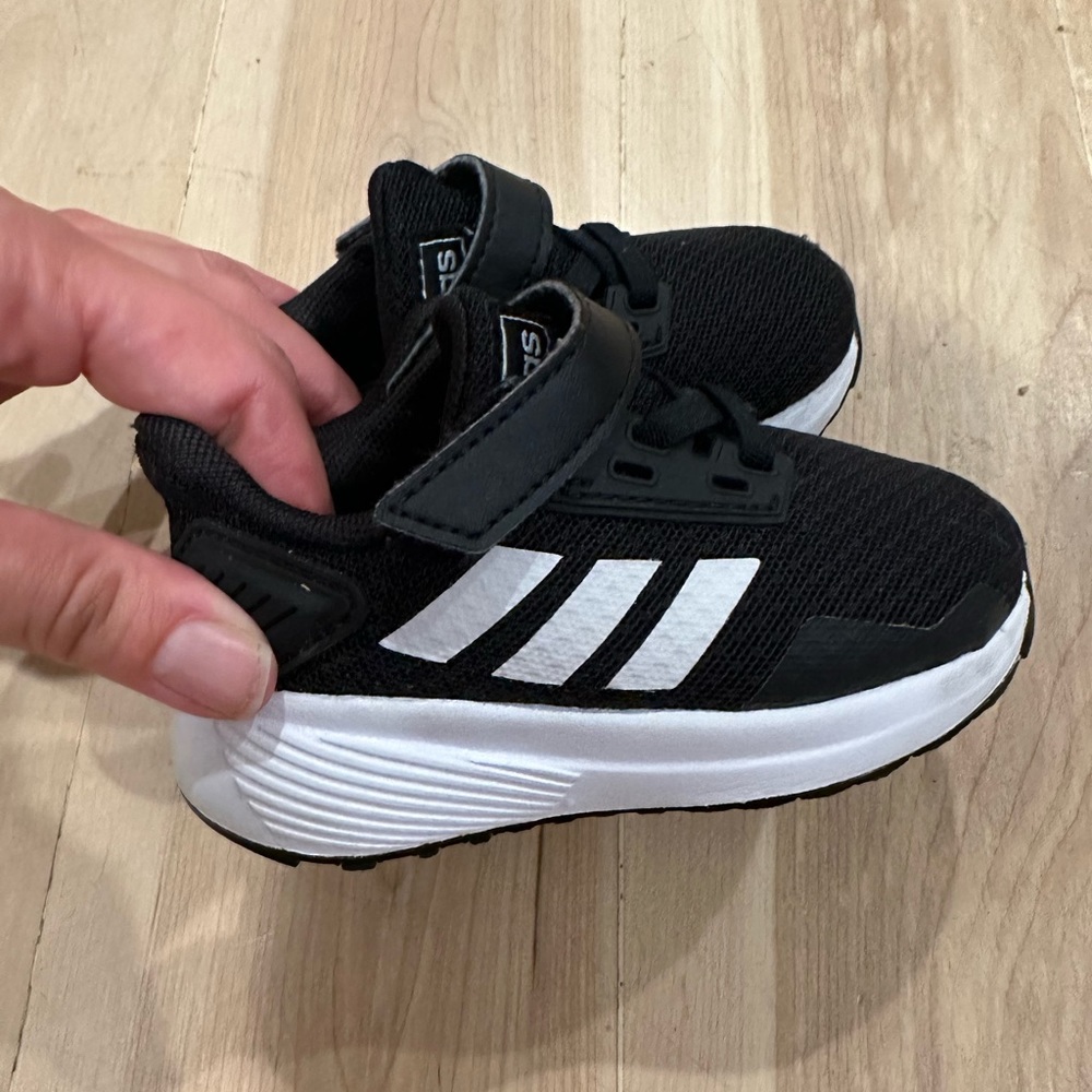 Like new adidas toddler (size 5) sneaker